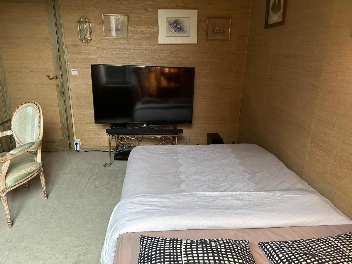 House Of Tanya Bed & Breakfast Brüksel Dış mekan fotoğraf